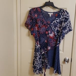 Jessica Simpson Floral Maternity Blouse
